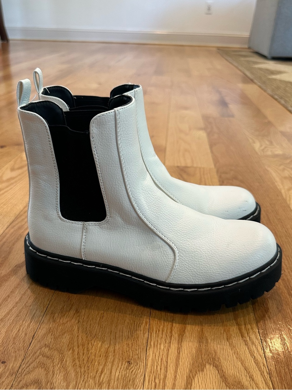 Sincerely Jules "Hippie" Chelsea boots